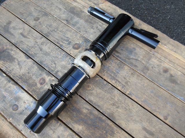 東空販売 TCB-200 コンクリートブレーカー