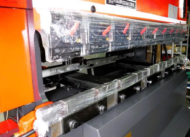 アマダ RG-50 2.0m油圧プレスブレーキ