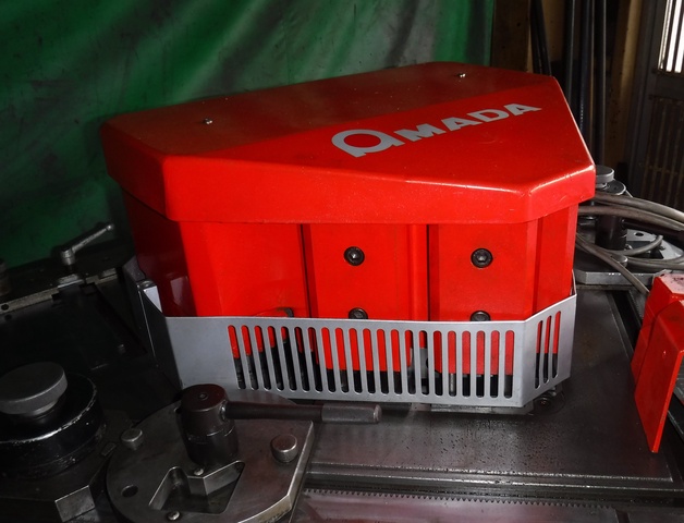 アマダ CSHW-220 コーナーシャー