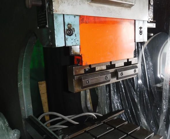 アマダ SPH-30C 万能油圧プレスブレーキ