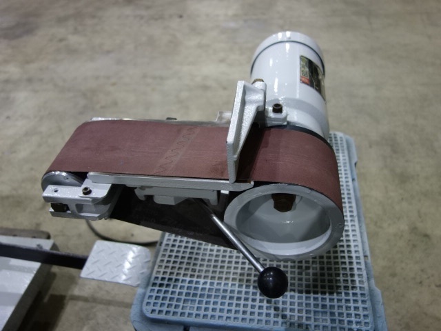 日立工機 BG-100 ベルトグラインダー