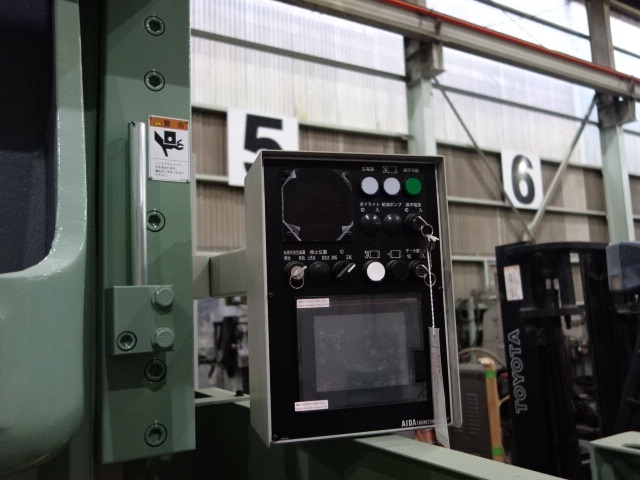 アイダエンジニアリング NC1-1100(2)E 110Tプレス
