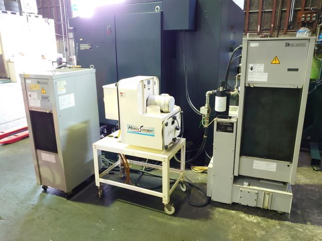 牧野フライス製作所 V33-5XB 5軸立マシニング(HSK-A63)