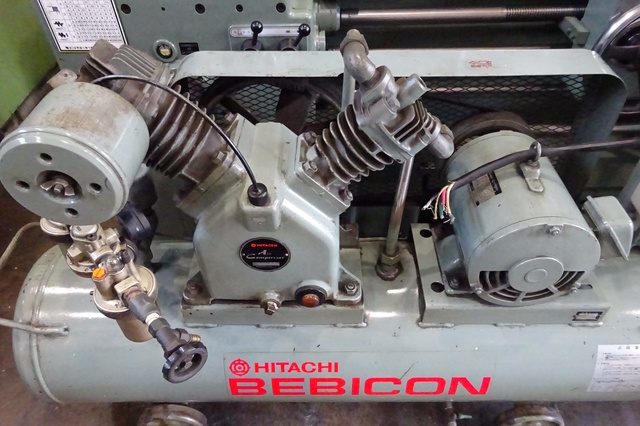 日立 HITACHI 3.7P-9.5V 3.7kwコンプレッサー