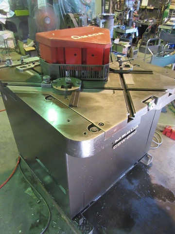 アマダ CSW-250 コーナーシャー