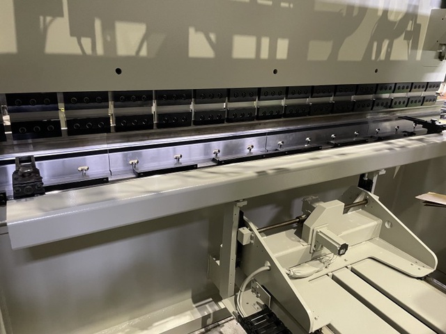 コマツ産機 PBZ1753E 3.1m油圧プレスブレーキ