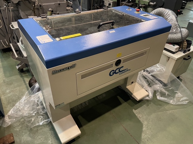 GCC MercuryⅢ レーザー加工機