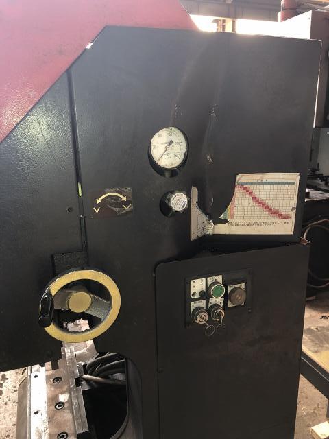 アマダ CB-83(整備中) 0.3m油圧プレスブレーキ
