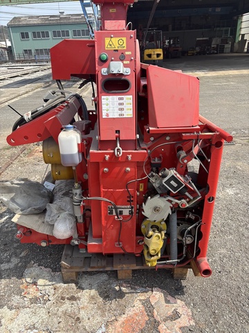 POTTINGER MEX5 コーンハーベスター