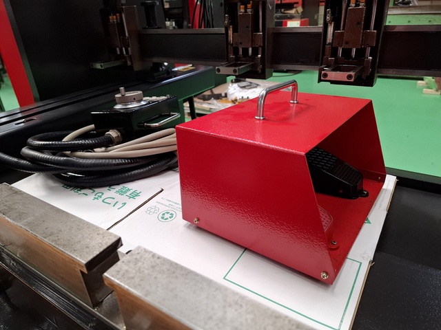 アマダ RG50(整備済) 2.0m油圧プレスブレーキ