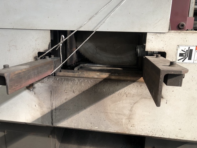タケダ機械 CBF-4020W 穴明・切断複合機