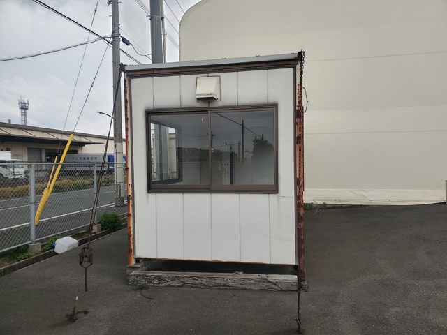  プレハブ