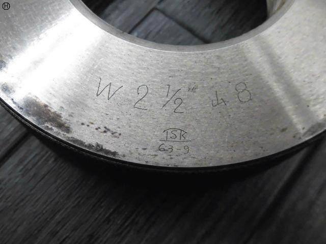  W2 1/2 山8 ウィットネジ
