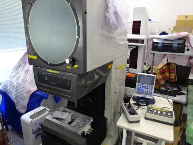 ミツトヨ PJ-500 投影機