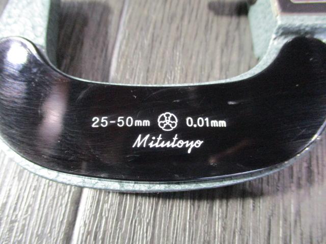 ミツトヨ M810-50 カウント外側マイクロメーター