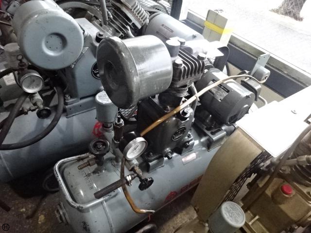日立 HITACHI 0.75P-9.5T 0.75kwコンプレッサー