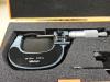 ミツトヨ M820-50 25-50 カウント外側マイクロメーター