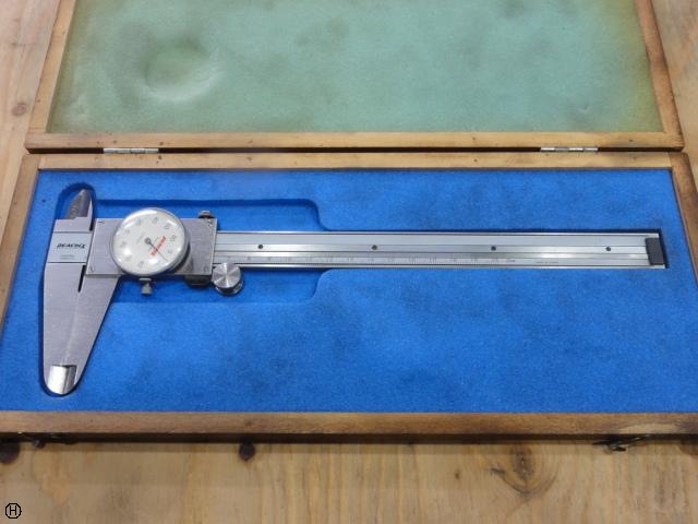 尾崎製作所 PEACOCK VM-200 ダイヤルノギス