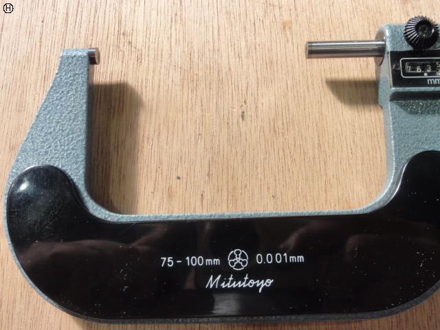 ミツトヨ M820-100 カウント外側マイクロメーター