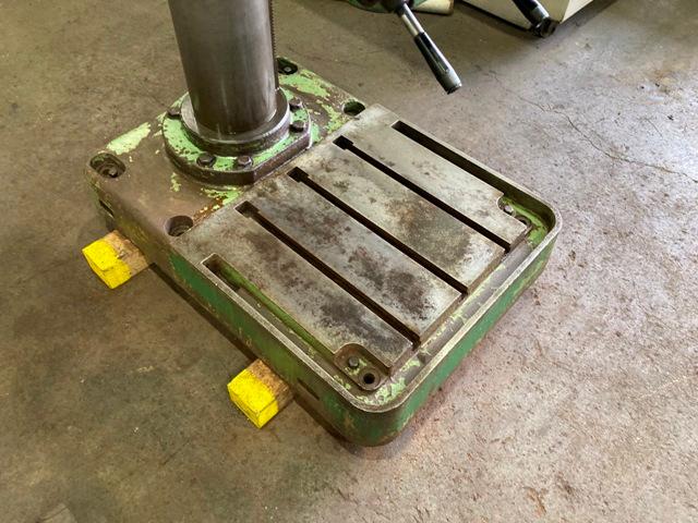 森精機製作所 YD5-65N 650mm直立ボール盤