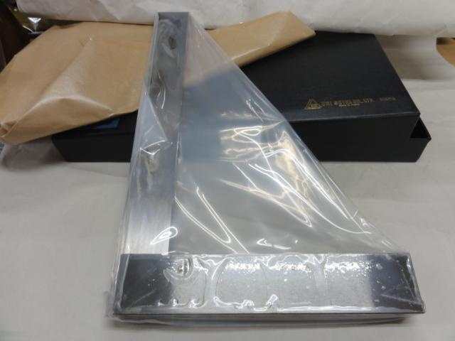 ユニセイキ 300mm 台付スコヤ
