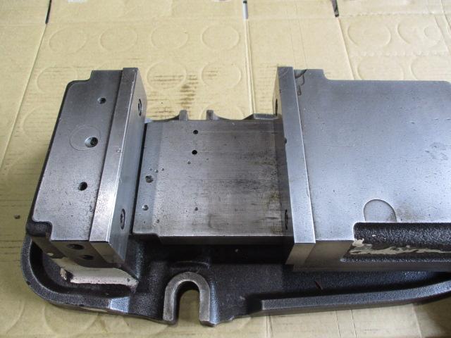 津田駒工業 150-VG マシンバイス