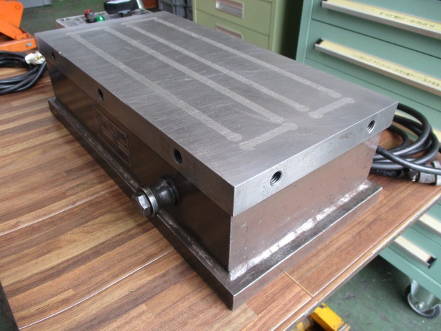フジ磁工 SFAH200X400 電磁チャック(フライス用)