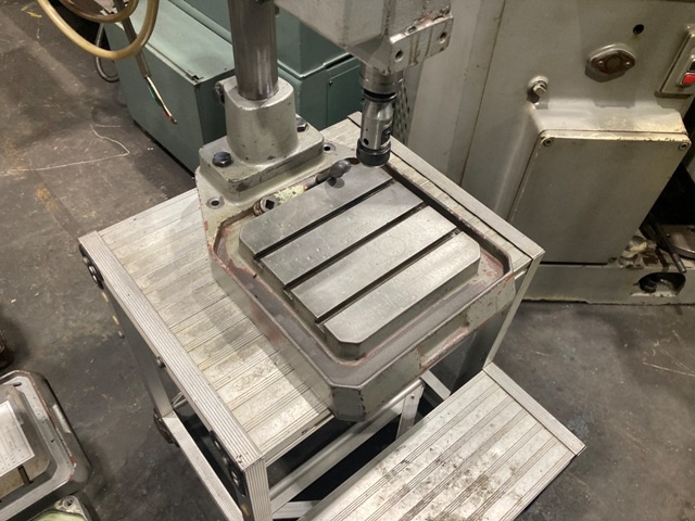 ブラザー工業 BT1-215 タッピング