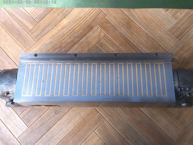 カネツー KEZ-1138U-NB 可傾式電磁チャック