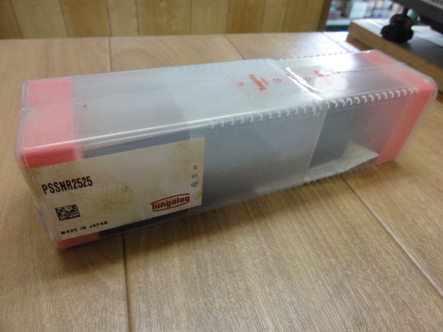 タンガロイ PSSNR2525 レバーロック式バイト