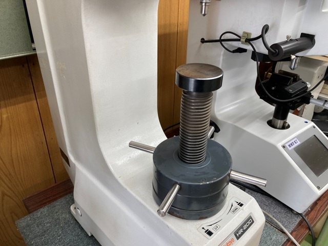 ミツトヨ HR-200 ロックウェル硬度計
