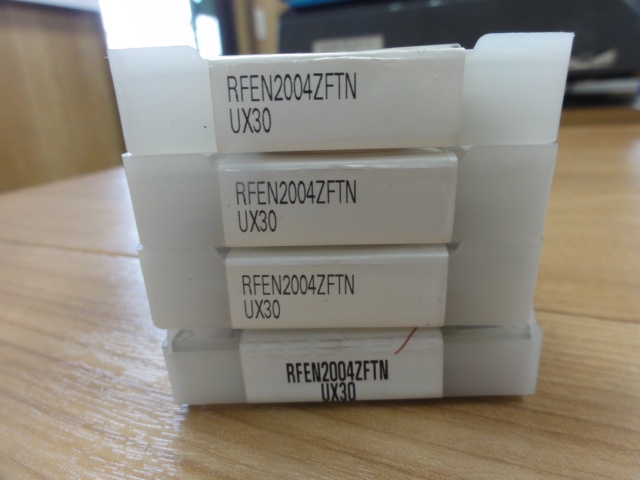 タンガロイ RFEN2004ZFTN UX30 チップ