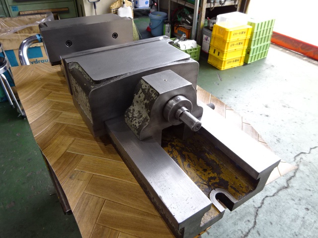 津田駒工業 VB-300 マシンバイス