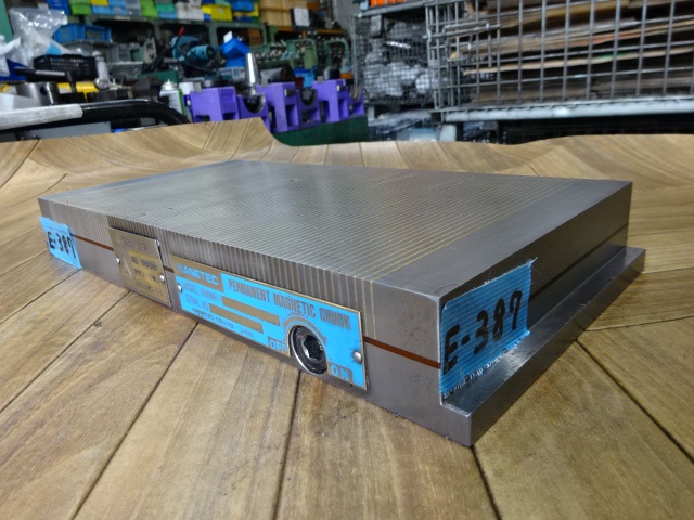 カネテック RMWH-1530B 永磁チャック(マイクロピッチ)