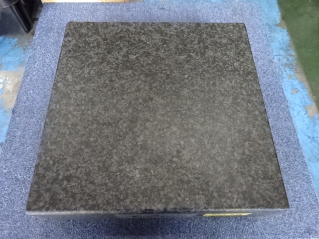 ユニセイキ 300X300X90 石定盤