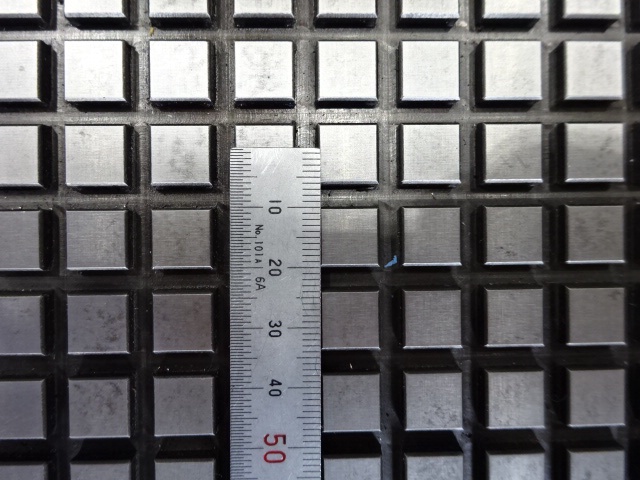 ニューストロング 400X400 真空チャック