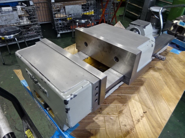 津田駒工業 VB-300 マシンバイス