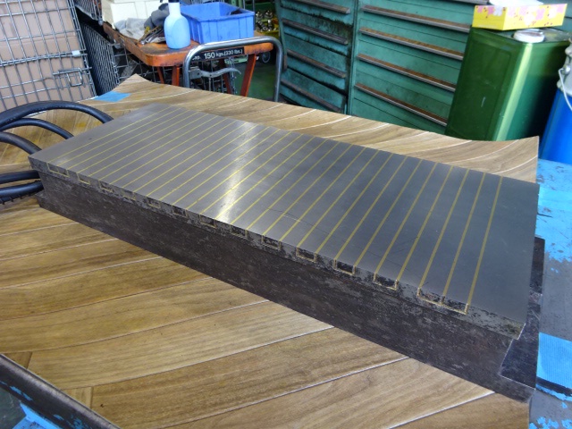  500X200 電磁チャック(研削用)