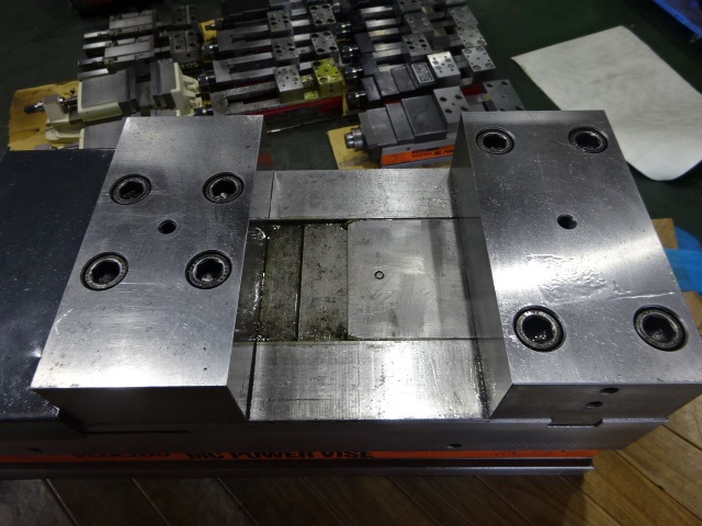 北川鉄工所 VQX-200 パワーバイス