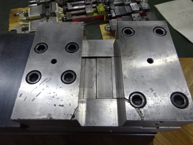 北川鉄工所 VQX-200 パワーバイス