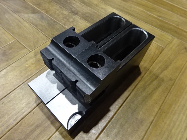 ニューストロング TC-40 パラレルトウクランプ