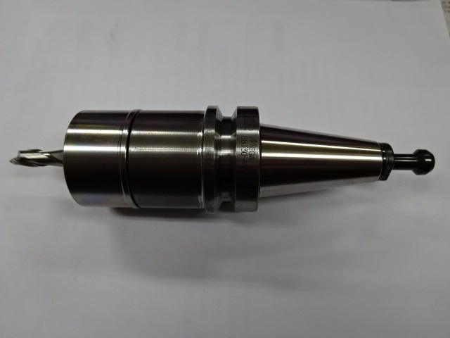 大昭和精機 BIG MEGA13E-75 BBT30ツーリング