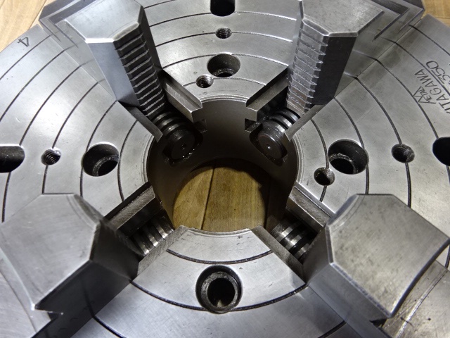 北川鉄工所 IA6-350 4爪インディペンデントチャック