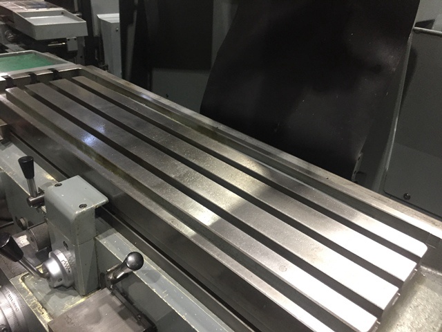 静岡鐵工所 VHR-SD ラム型立フライス