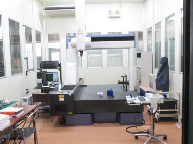 ミツトヨ Crysta-Apex C121210 CNC三次元測定機