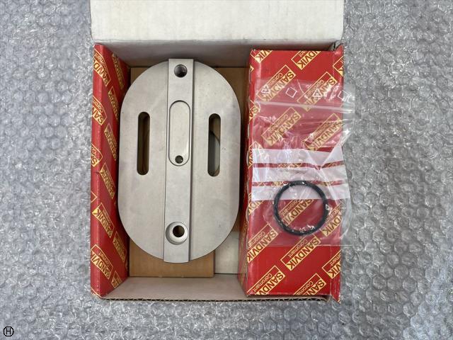 SANDVIK 391.38A-0-160022A アダプタープレート