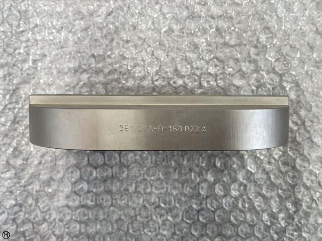 SANDVIK 391.38A-0-160022A アダプタープレート