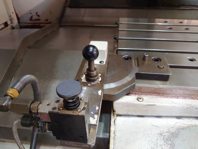三菱重工業 M-V60EN 立マシニング(BT50)