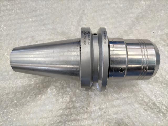 SCHUNK 209608 Φ32 44104610 ホルダー