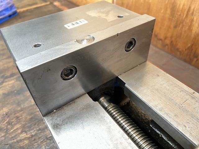 ナベヤ ERON 175 ロックタイトマシンバイス